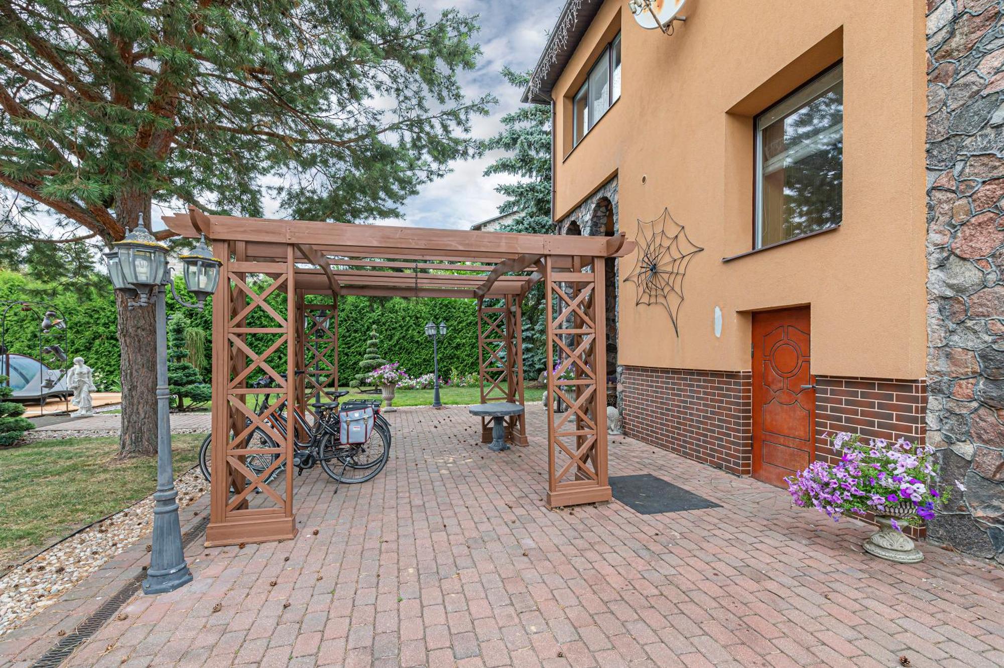 Spacious Studio Apartment By Polo Apartments Kaunas Exterior photo